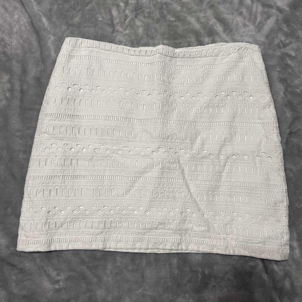 GAP Women’s White Eyelet A Line Skirt Sz 10 mini boho vacation resort career